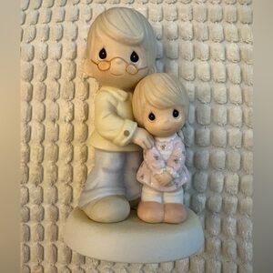Precious Moments Figurine - Daddy’s Little Girl